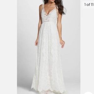 Heartloom Belle xs wedding dress, brand new, mint condition.